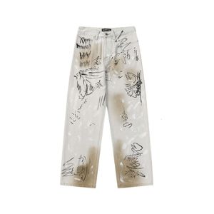 Hög version Paris B Family Graffiti Print Aristokratiska familj Denim Pants, Unisex Löst passande OS -jeans