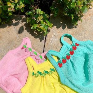 Vestuário para cães roupas de bordado de frutas de cachorro sling sling pet teddy cool pequenos filhotes camisetas de fundo fino produtos