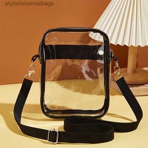 Andra väskor Cross Body Trendy Mini Clear Crossbody Bag - PVC Square Phone Purse for Women - Zipper Beach Shoulder Bag (5,9 x 7,4 x 1,9 tum) - STYLA OCH PÅLA