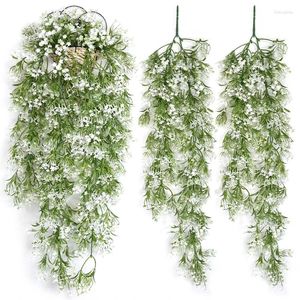 Flores decorativas Gipsofila branca artificial pequenas plantas falsas decoração de jardim caseiro pendurado para o quarto Garland de parede de casamento decoração