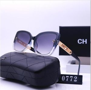 Óculos de sol Marca clássica Retro Mulheres Sete Recurso Seguento Templo Os óculos de sol Luxury Designer de luxo Eyewear Bans Metal Frame Designers Sun Glasses With Box Cool