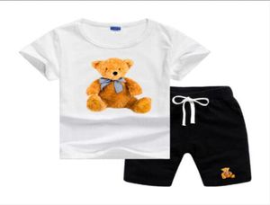 Nowy luksusowy projektant logo Baby Boy039s Girl039s Tshirt Pants Twopiec 27 lat garnitur dla dzieci marka dzieci 039s 2pc1865246