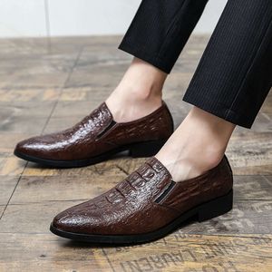 Krokodilmönster män mode lädervaror loafers klädskor för företag plus storlek 38-48 gratis frakt