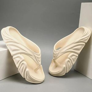 Sandaler Crestar Fashion Men's Flip-Flops Summer Bekväm tjock botten utomhus Casual Beach Shoes Eva Non-Slip Home