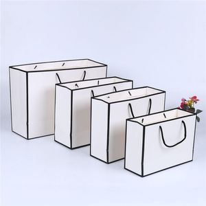 White Card Kraft Paper Bag Thicken Clothing Gift Shopping Packaging Pouch Garment Gift Paper Bag with Handles1942427
