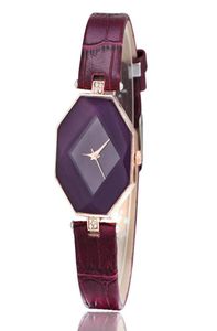 Zrób na rękę Drop biznes koreański pryzmat Women039s oglądaj elegancką modę Rhombus Belt Factory w Stock Whole6233591