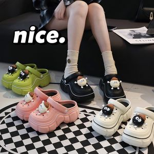 Dongdong shoes for women wearing on the outside in summer, popular on the internet, anti slip thick soled bun, cartoon style for home use, cartoon style cool slippers
