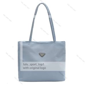 Bolsa de grife Pra bolsa de luxo bolsas de luxo Bolsas de luxo Moda de grande capacidade feminino para feminino de bolsa de alta qualidade presente de natal presente de cor sólida letra quente estilo 104