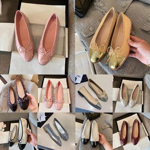2024 Fashion Women Designer Loafers Chanells Shoes Top Quality Low Heels Lady Flat Dress Shoe damen Luxury Ballerina Wedding Chanellsandals tofflor Size 35-42