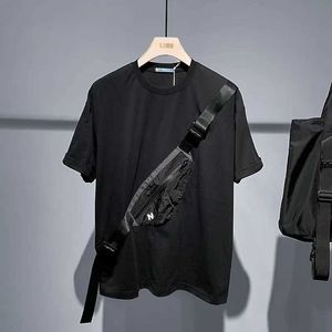 Mäns T-shirts levereras med Messenger Bag Y2K Stitching T-shirt för män Runda hals Menskläder 2023 Nya Harajuku Loose Casual Tops Tees Kpop J240409