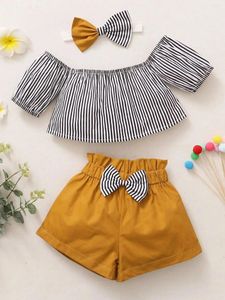 Conjuntos de roupas de 0-2 anos de idade Baby Girl Summer Off of ombro de manga curta com shorts de cores sólidas de arco