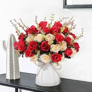 Dekorative Blumen künstliche Seide Rose 12 Kopf Kleine Knospenstrauß Hochzeit Home Retro gefälschte Blumenparty DIY Vase Dekoration Accessoires