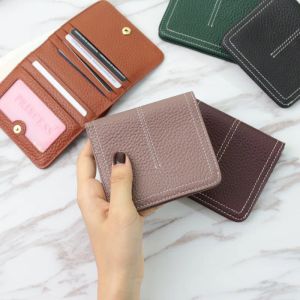 Klänningar 2021 SS Ladies Slim Card Holder Plånböcker äkta ko läderkontrast ing utra tunna kvinnor korta handväska kreditkortshållare