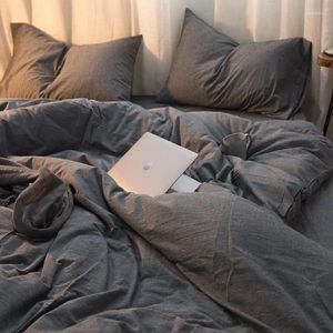 寝具セットノルディックスタイルのシンプルな紳士男性灰色の羽毛布団カバー4ピースソリッドカラーベッドリネン格子縞
