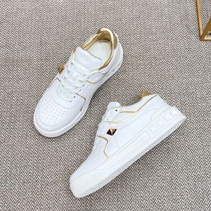 2024 New Fashion Designer Runway Sapatos casuais de ouro branco para homens e mulheres Lace-up Ventilate Comfort All-Match Leather Splice Shoes planos DD0406H 38-44 7