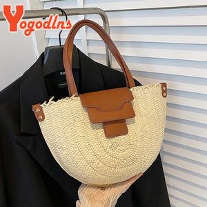 ショルダーバッグレトロな半円形ストローバッグ女性手作りの織物の携帯用ハンドバッグと財布の女性のトート