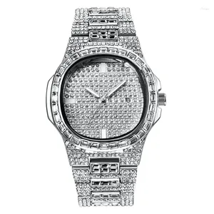Armbanduhren Male Big Brand Watches Modelegierung Band Hip Hop Diamond Golden Luxus Date Quarz Vintage Uhr Relojes Lujo Marcas Men 2024