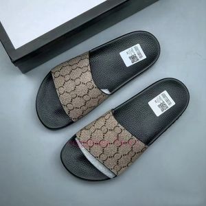 Designer strand tofflor gummi sandaler glider kvinnliga män mulor glidtryck blommor sommar dam mode casual platt skor svart