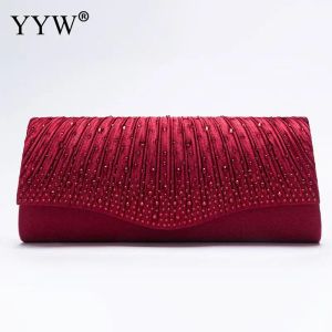 Rhinestone Red Evening Handväska Kvinnor veckad paljettkvällskoppling kedja kedja crossbody väska för fest bankett lady diamant handväska