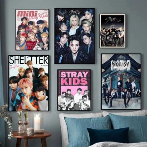 KPOP S-Stray K-Kids poster poster anime poster appiccicoso di qualità hd poster retrò arte retrò per casa decorazione camera