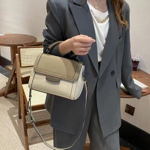 أكياس الكتف الجلدية الأصلية حقيبة نسائية Crossbody 2024 الموضة متعددة الاستخدامات حقيبة يد كلاسيكية تصميم عصري للسيدة