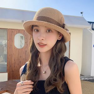 Summer Solid Breathable knit Straw Hats For Women Fashion Elegant Flower Accessories Ladies AntiUV Beach Sun Caps240409