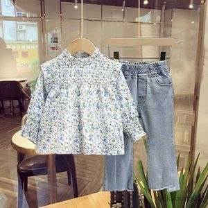 Zestawy odzieży 2024 Spring Girls Zestaw odzieży Pełny druk mały kwiat długi rękaw Top+ szerokie nogi dżinsy 2PCS dla 4-8y dla dzieci strój mody
