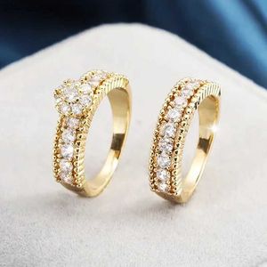 2PCS Pierłdy ślubne Trendy Golden Color 2pc Pierścień ślubna