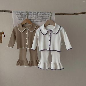 Set di abbigliamento BAMBINI BAMBINI FASHIFICATIVA MOLTO CINETTO CINETTO SCATTURA COLLARE COLLED COTON-DOWN COLLAR e pantaloni svasati