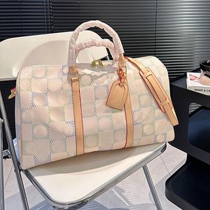 Keepall Duffel Çantalar Tasarımcı Tote Çanta Hafta Sonu Tatil Seyahat Çantası Bagaj Çantası Büyük Kapasite Çanta Erkekler Omuz Çantası Kadın Seyahat Yastığı Çanta Sport Açık Paketler