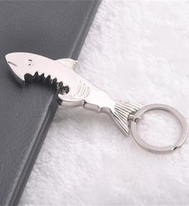 Flaschenöffner -Legierungs -Schlüsselbund und Opener Creative Fish Keychain 1 PCs 2 in 1 Form Bieröffner Keyring Can Opener Y0856395066