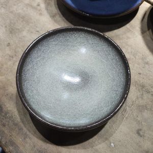 Fincan tabakları chaishao tipi gri kabuk monokrom sırtı diğer kalibreler tüm el yapımı master fincan siyah porselen taklit şarkısı