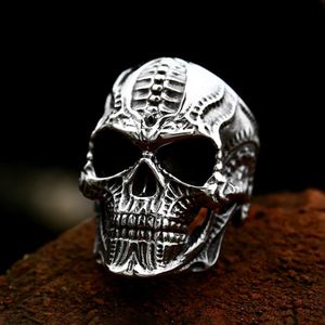 Gothic New Alien Skull Ring For Men 14K Gold Punk Motorcycle Biker Ring Male Fashion Party Jewelry Gifts