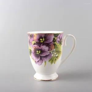 Tazze Coppa di marchio in ceramica creativa per business di porcellana con bordo dorato con piede alto e latte
