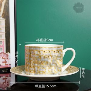 Modemarke Bone China Coffee Tasse Set European Small High-End Light Luxury Nachmittagstee Set Exquisite Kaffeesets Großhandel Großhandel