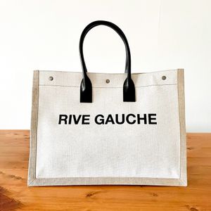 Rive Gauche Raffias 직조 디자이너 해변 여행 가방 패션 패션 럭셔리 핸드백 여성 남성 토트 가방 밀짚 클러치 휴가 크로스 바디 포크 바스 바구니 가방