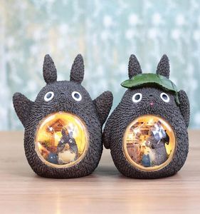 INS resina desenho animado Baby Bedroom Crafts Lâmpadas Totoro Hole Folhas Estreladas Night Light Home Decoration Presente de Natal para Kids3338079