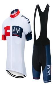 New IAM Classic Classic Cycling Jersey Bib Shorts Full Black Bib com perna de tecido Itália e roupas de bicicleta de gel 9D