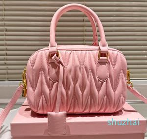 2024 Designer Bag Luxury Handbag Crossbody Womens Warm and Sweet Full of Entusiasm senaste modevandring axelväska