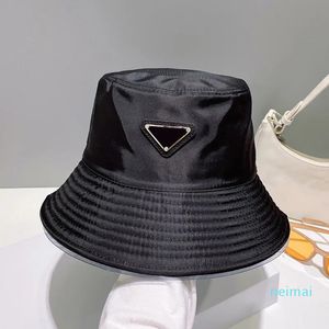 2024デザイナーバケットハットビーニーハット野球帽カウボーイマン女性女性デザイナーのための堅実なブレンドボンネットキャップを装着