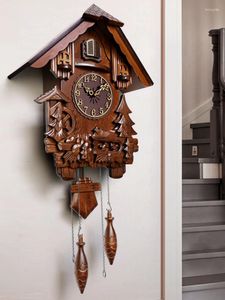 Dekorativa figurer Hanshi gökvägg klocka vardagsrum hem solidt trä barns tid fågelficka klockdekor