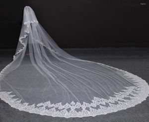 Bridal Veils High Quality 5 Meter Neat Sparkle paljetter Lace Edge 2T Wedding Veil med kam 5 m lång lyx 2 lager1804330