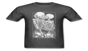 The Lovers Sweet Kiss Skull Tshirts Uścisk mnie czysta bawełniana para szkieletowa czaszka T Shirt Men Men Easter Day Death Punk Style T koszule LJ206081961