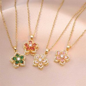 Pendant Necklaces Light Luxury Rotating Flower Pendant Necklace for Womens Fashion Zircon Flower Necklace Stainless Steel Clavik Chain Jewelry GiftQ