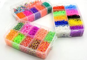 Artesanato DIY Rainbow Color Rubber Band Bracelet Gift Máquinas de tecelagem de três camadas Toys de tricô 15000 PCs Caixa de três camadas embalada