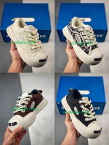 Designer Running Shoes Ouder smile Ugly and cute Cyclamen All Aboard Womens Lace Up Round Toe Mens Casual Walking Footwear Size 36-44