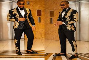 Guldbroderade män passar två stycken sjal lapel blazer smal fit bröllop tuxedos mode mens jacka och byxor8841014