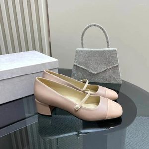 Scarpe eleganti 2024 donne autunnali pompe della punta quadrata lady decorl in pelle slip-on mary janes zapatos de mujer chaussure femme