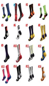 Auf Lager EU USA Professionelle Elite -Basketball -Socken Langknie Sports Socken Männer Fashion Walking Running Tennis Designer SO5091427