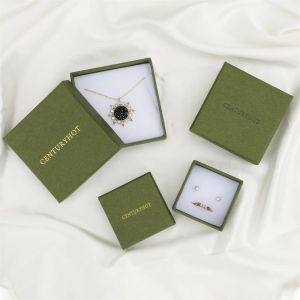50pcs kraft papel papelão caixa de jóias logotipo personalizado com logotipo personalizado jóias de jóias tampa de colar de colar de anel de anel de anel